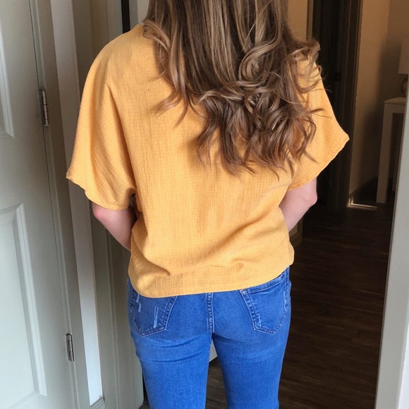 ZARA Yellow Top | Medium - Picture 2 of 2